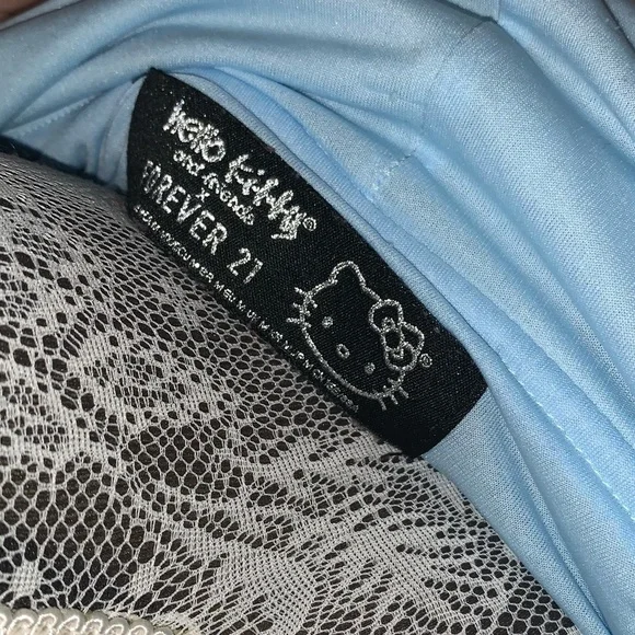 forever21 Light blue velour Hello Kitty zip up hoodie medium rhinestone sparkly - Picture 10 of 11